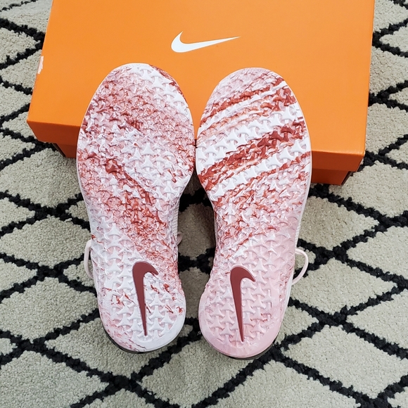 Nike Women's Metcon Flyknit 3 - Picture 5 of 6